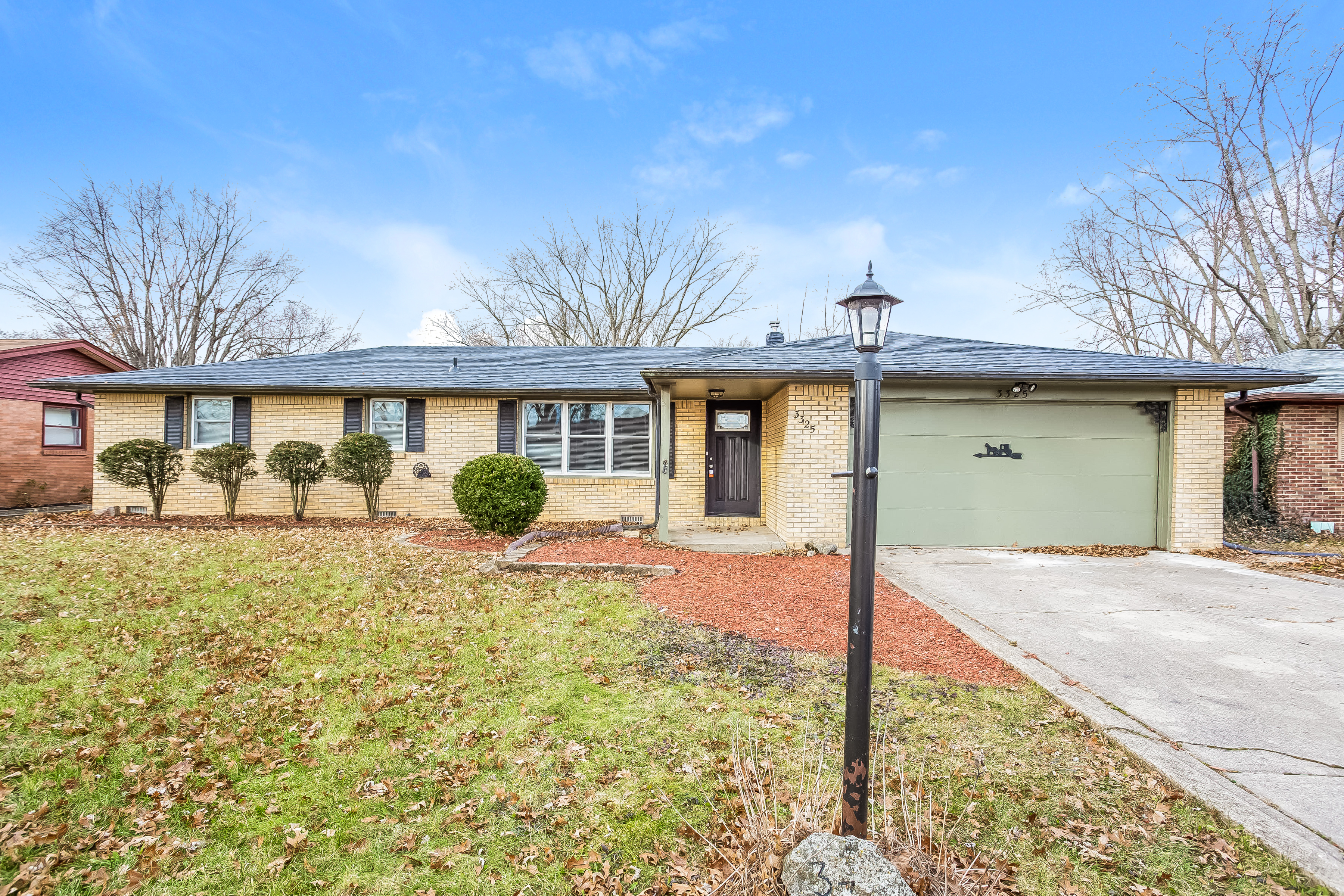 3325 LORAL DR ANDERSON, IN 46013